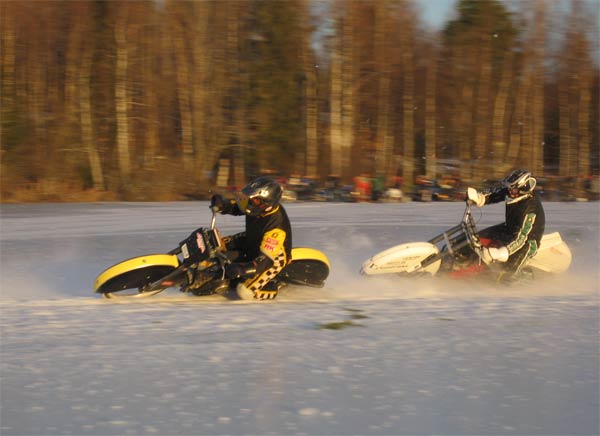 Mosjön 2006-12-16
Peter Lundkvist, P-A Lindström, Mosjön
