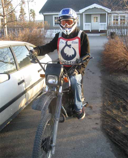 Mattias Gudmundsson
Mattias värmer upp inför u-träningslägret i Målilla 2007
