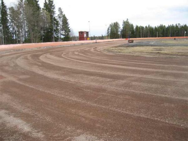 Lukas Hof
Banan 7 maj 2008
