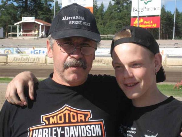 Div 2 Avesta 2007
Polarna Zeke och Tim, Avesta 25 augusti 2007
