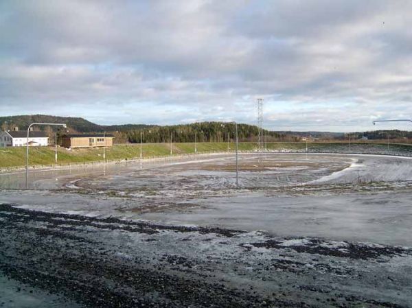 Kallehof Örnsköldsvik
Nya speedwaybanan i Örnsköldsvik 2006
