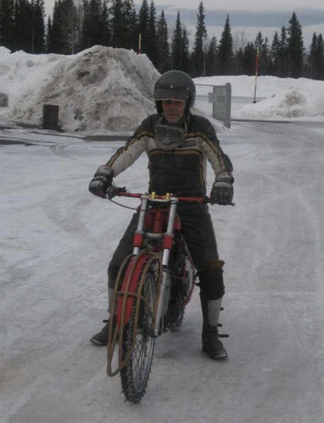 Veteranträning 22 mars 2009
Rolf klar för start
