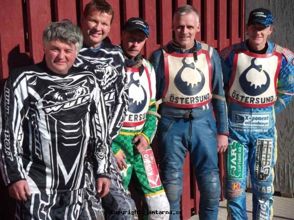 Vinnarlaget Karlstad 2012
Segrande laget FSS-speedway Karlstad 2012
Jörgen, Bobby, Lars, Rolf och Pär

