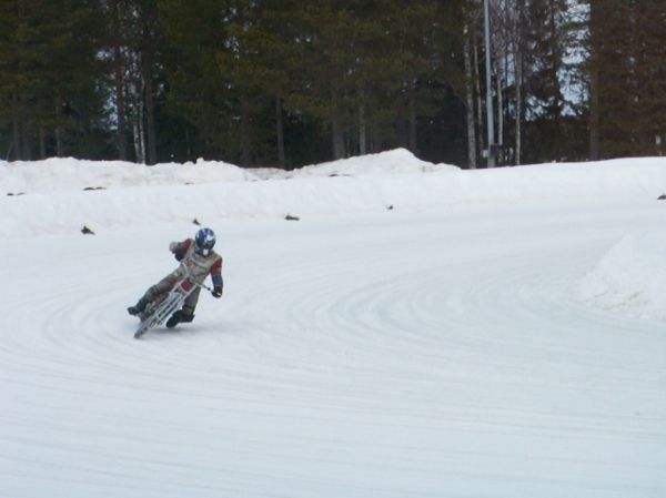 Veteranträning 2009-03-22
Lukas
