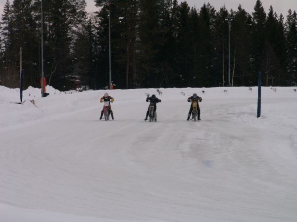 Provapådag isracing
??, Robert Gjersvold, Hans-Olov Olsén 
